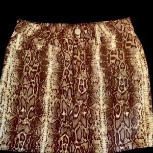 Snake skin mini skirt size 3